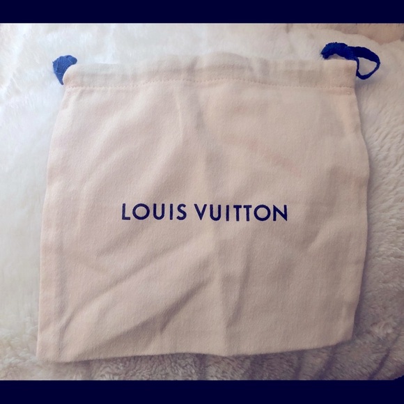 🆕Authentic Louis Vuitton Bag🆕 - Picture 2 of 3